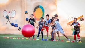 纯在被虐！T1三局血虐暴力横扫BLG！从教练到选手全都是差距！